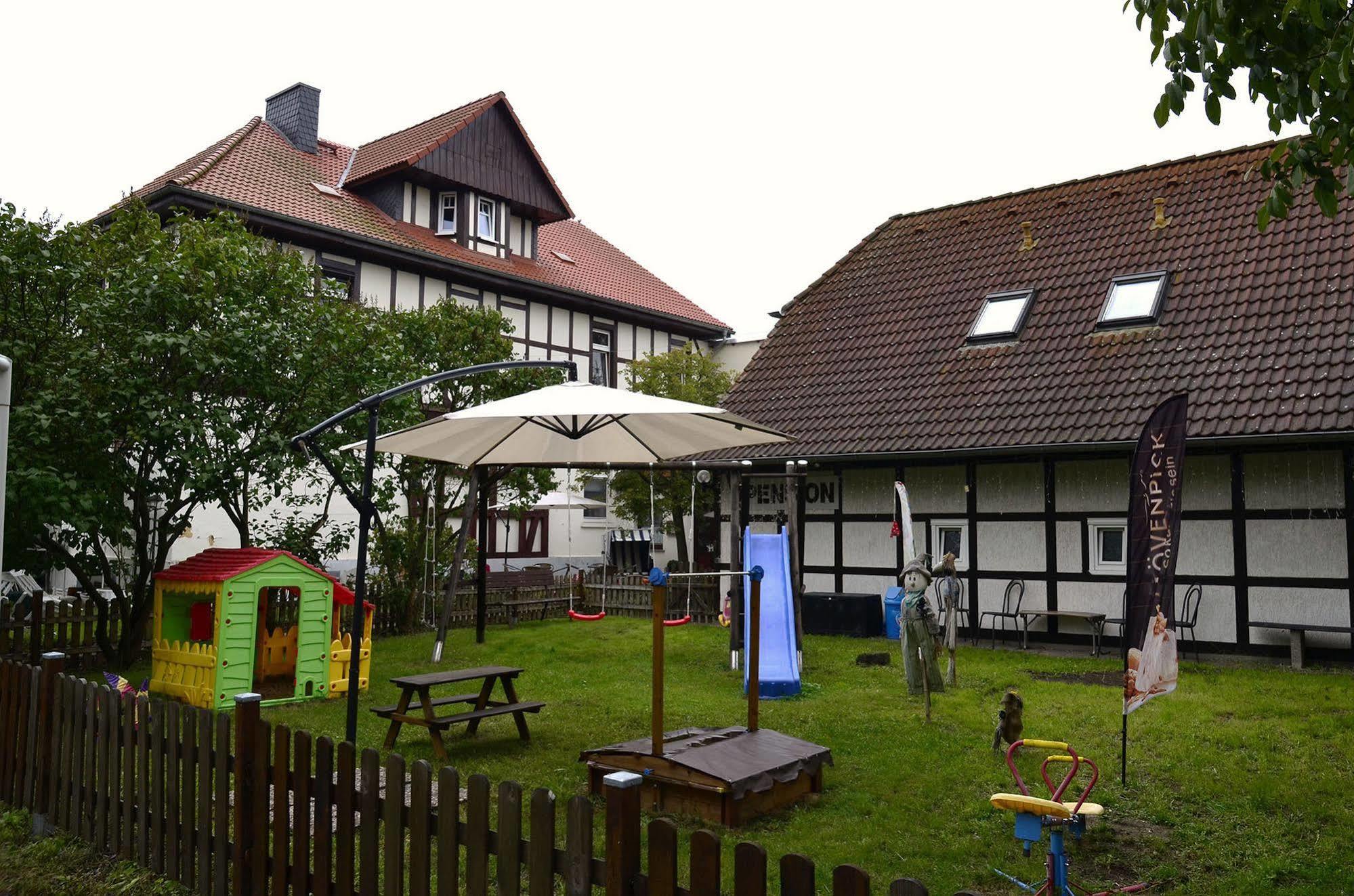 Pension Am Stadtrand Zerbst Eksteriør bilde